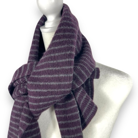 Gap 100% Merino Wool Casual Stripe Unisex Scarf, Eggplant/Grey Stripe, OS - Picture 8 of 12